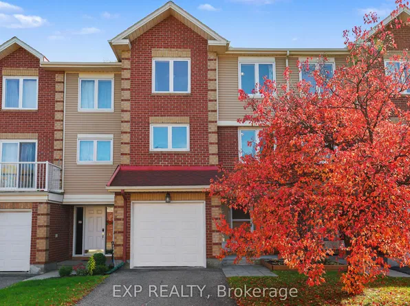 1848 Summerfields Cres, Ottawa, ON K1C 7B7