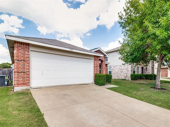 3rd image of 2353 White Pine Dr