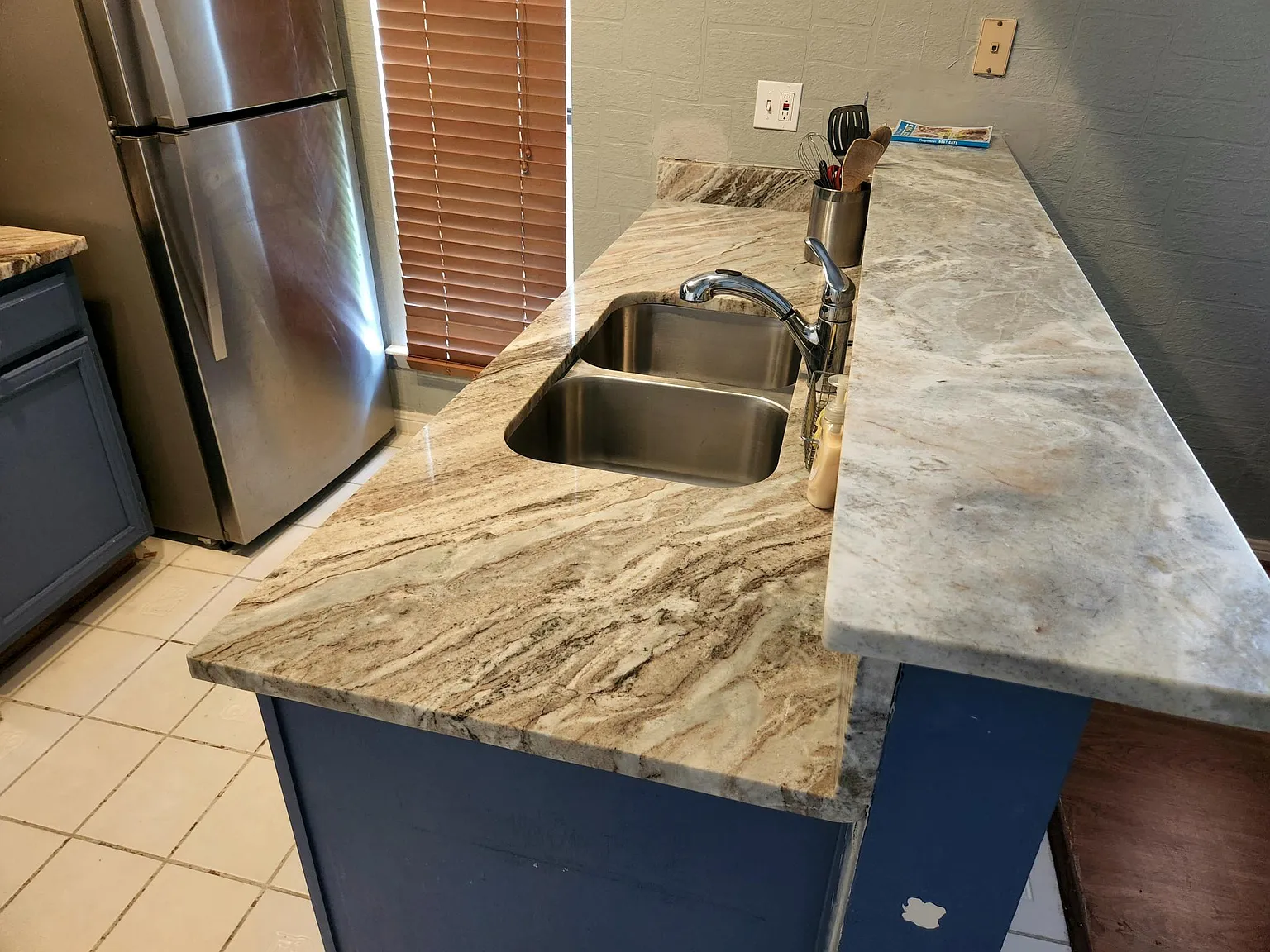 2 bed, 916 sqft, $1,500 — Photo 3