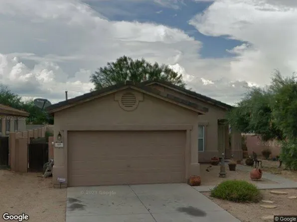 109 E Oracle Oak St, Sahuarita, AZ 85629