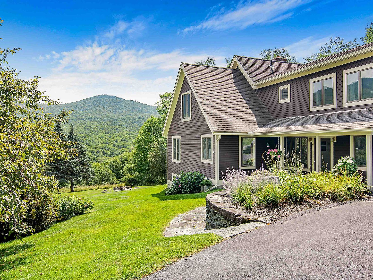 213 Kneeland Hill, Waterbury Center, VT 05677 Zillow