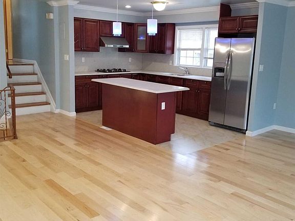3rd image of 5717 226th St Fl 2nd