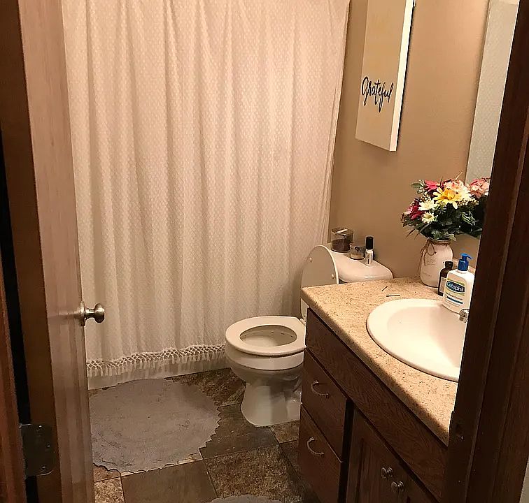 1st image of 713 12th Ave #3
