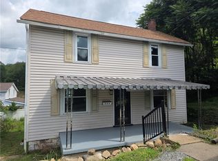 404 N 10th St, Apollo, PA 15613