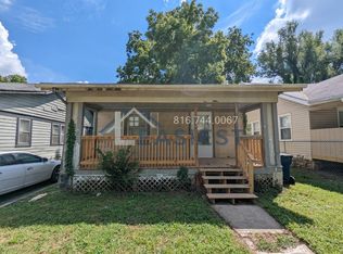 6037 Park Ave, Kansas City, MO 64130