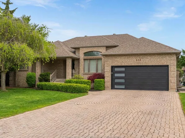 835 Sorge Cres, Lasalle, ON N9J 3G2