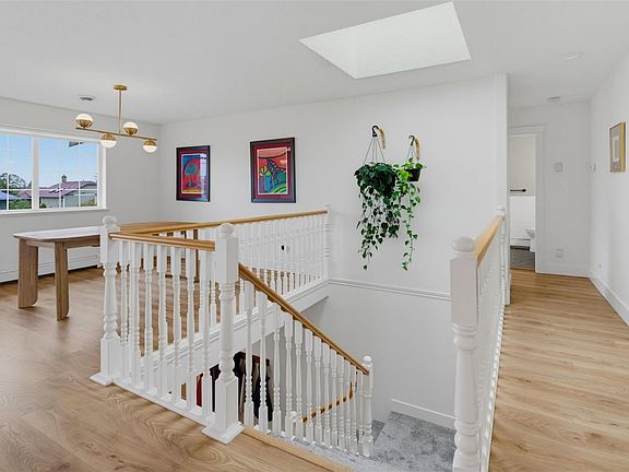5th image of 4000 Santa Rosa Pl