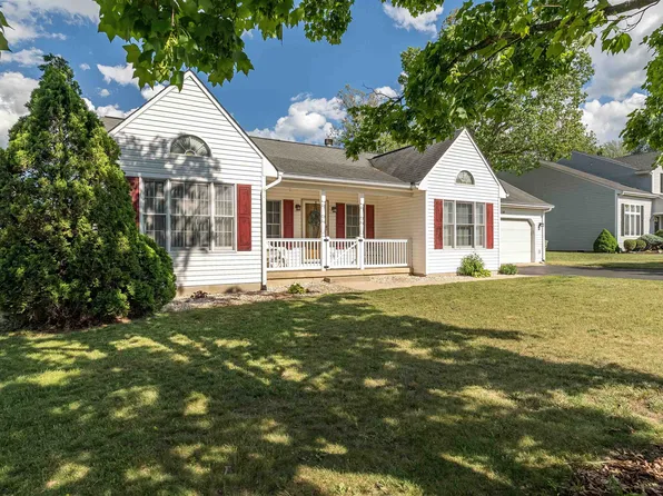 138 Arrowhead Ln, Stuarts Draft, VA 24477