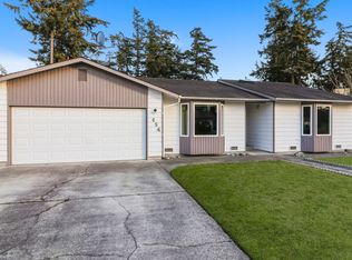 654 NW Ensign Dr, Oak Harbor, WA 98277