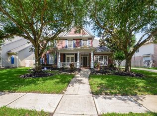 1822 Misty Oaks Ln, Sugar Land, TX 77479
