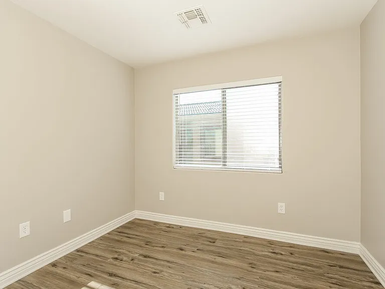 476 E Placita Rejilla — Photo 11