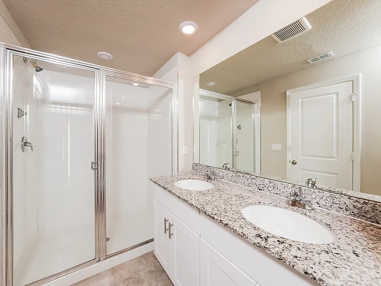 4030 Hot Springs Ave — Photo 12