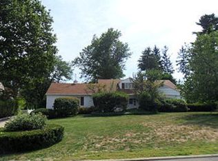 585 Hawthorne Ln, Mansfield, OH 44907