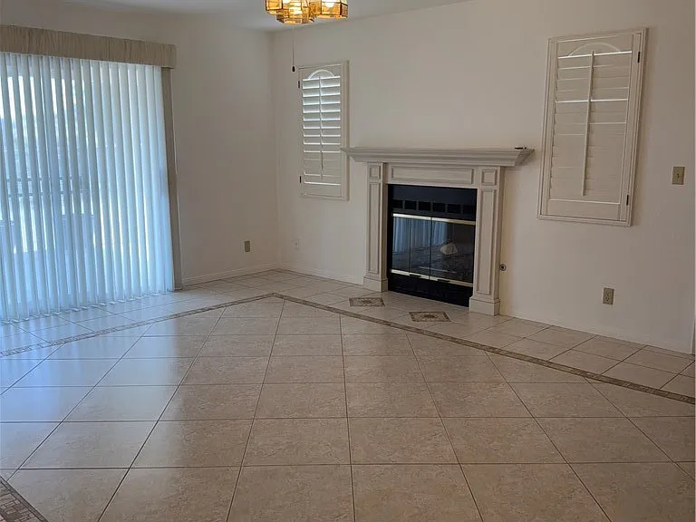 1560 Albino Dr — Photo 4