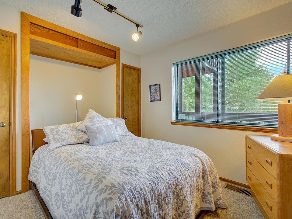 2nd image of 855 S 5th Ave #256-G