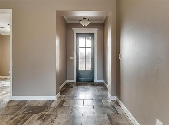 3rd image of 9131 Hanging Moss Dr