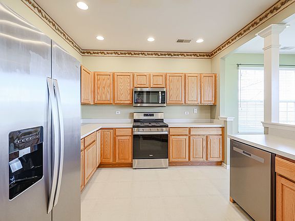 5th image of 13204 W Essex Ln