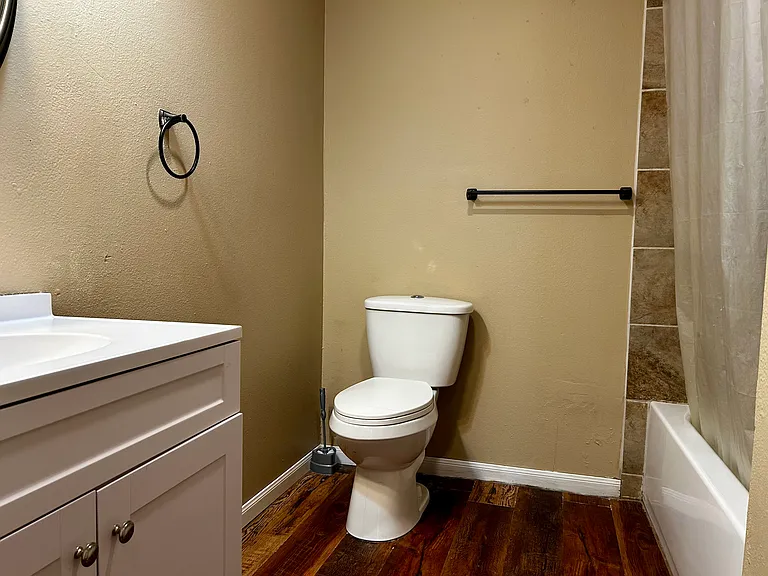 723 Bearling St — Photo 15