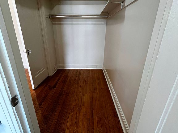 Apt #306 - Walk-In Closet