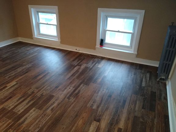 4th image of 216 E Ashmead St