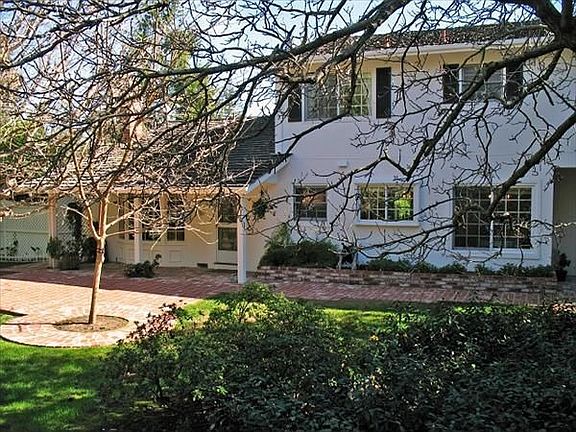 2nd image of 13495 Briar Ct