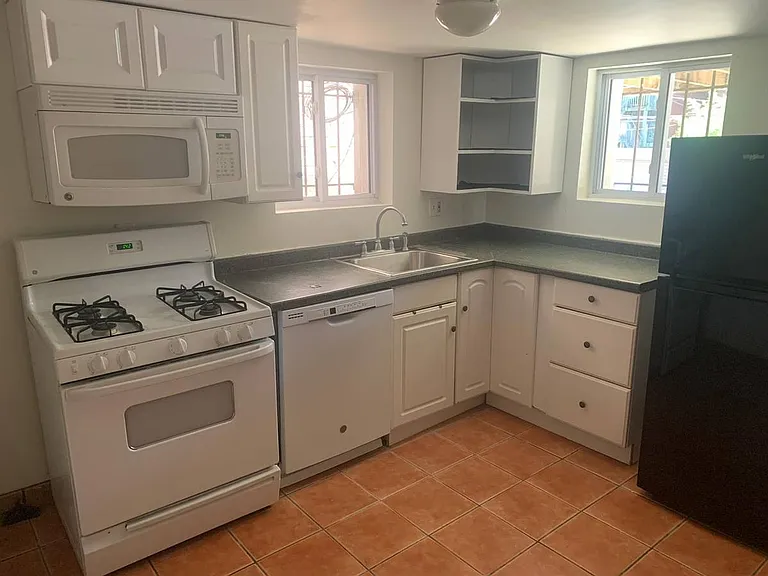 1250 Columbia Rd NW #BASEMENT — Photo 11