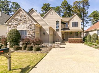 16 Dungarvan Ln, Pinehurst, NC 28374