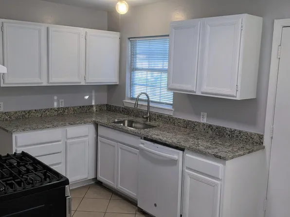 11746 Strand St, Dallas, TX 75218