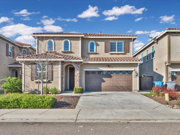 596 Sitka Drive, Vacaville, CA 95687