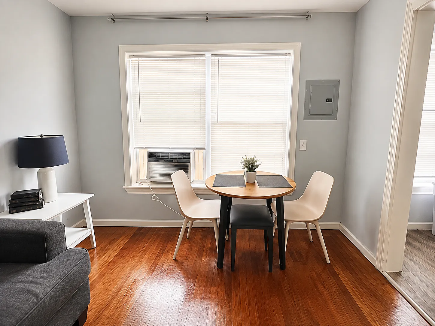 4302 Polk - Unit 8 — Photo 3