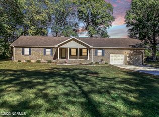 2702 Dan And Mary St, Elizabeth City, NC 27909