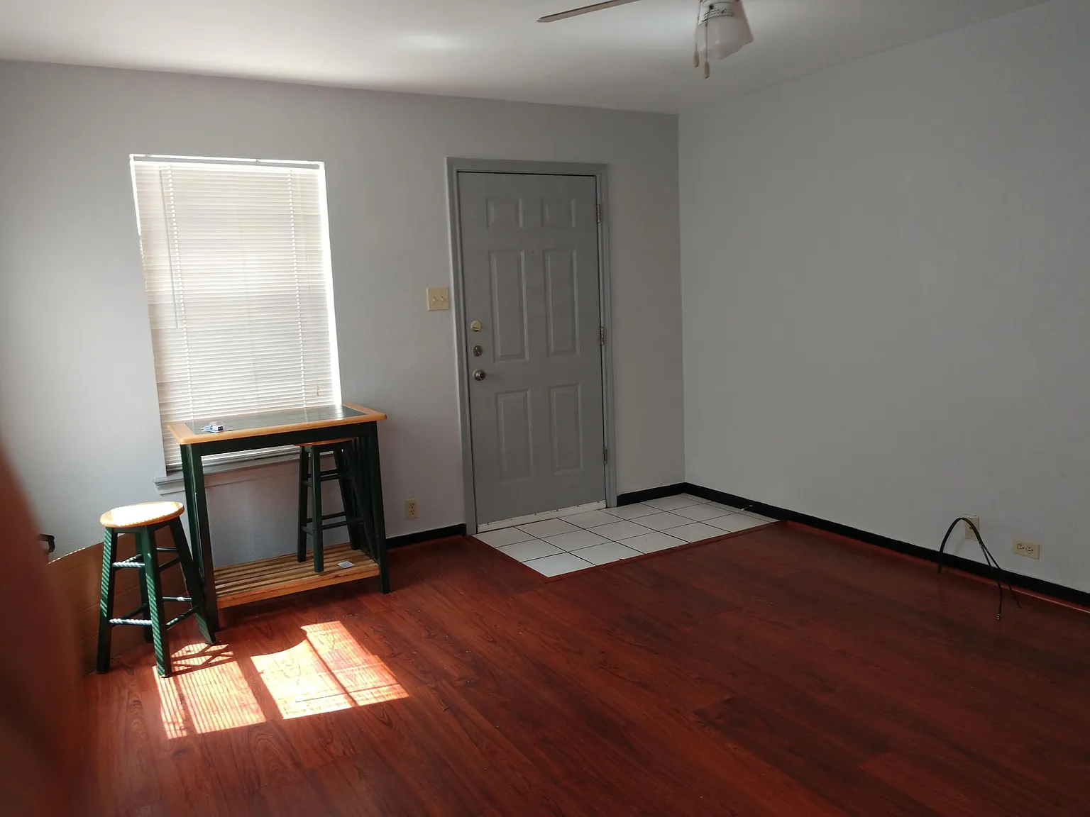2 bed, 934 sqft, $1,800 — Photo 4