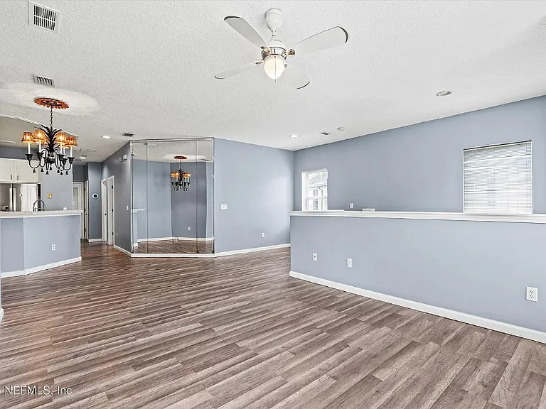 12301 Kernan Forest Blvd — Photo 7