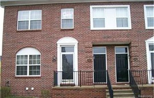 2nd image of 14460 Vauxhall Dr