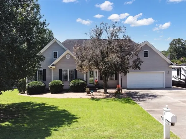 103 Dillard Dr, Easley, SC 29642
