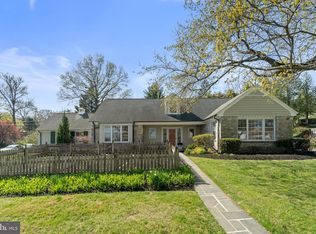 100 Edgewood Dr, York, PA 17403