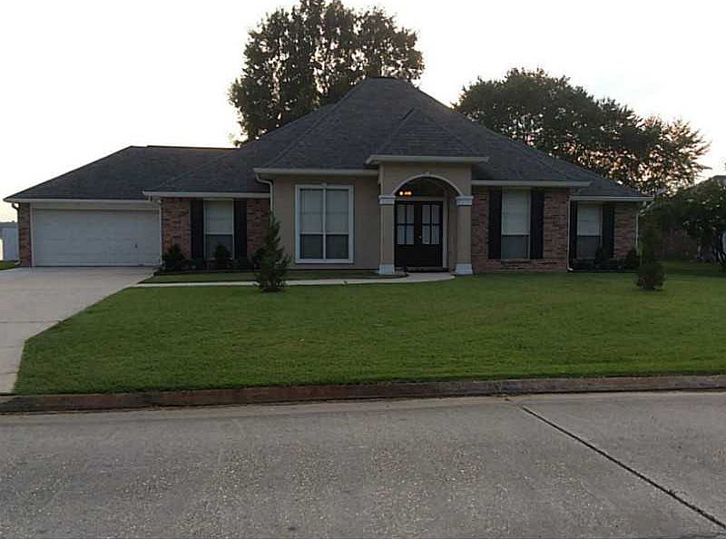1st image of 14359 Riverlake Dr