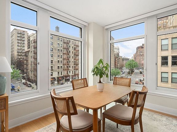 4th image of 218 W 103rd St #4E