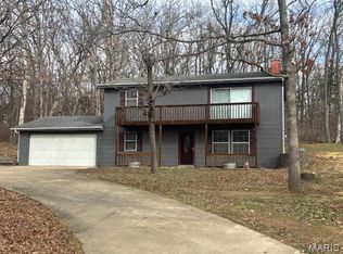 5728 Country Club Rd, Washington, MO 63090