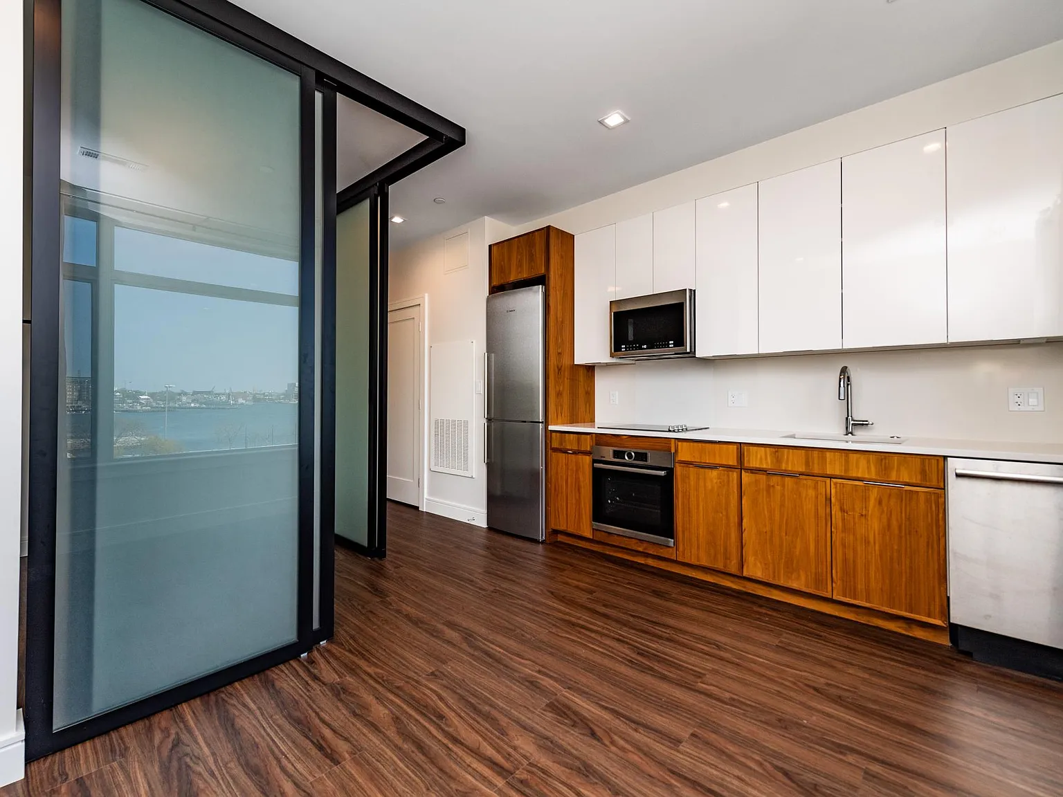1 bed, 431 sqft, $2,750 — Photo 4