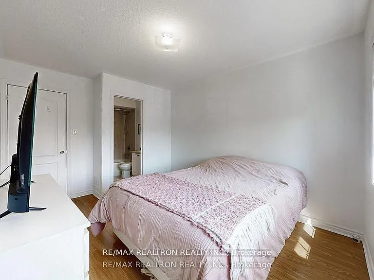 37 Jonas Millway Whitchurch — Photo 28