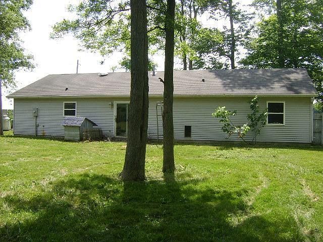 2nd image of 649 Kite Rd