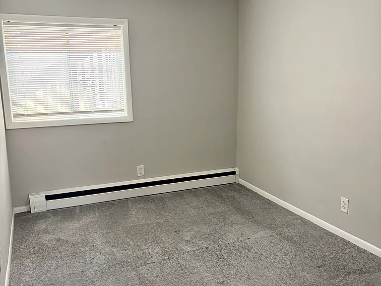 2034 John R Rd #4 — Photo 7