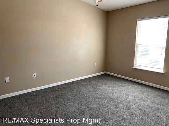 3rd image of 6916 Ortega Woods Dr Unit 15