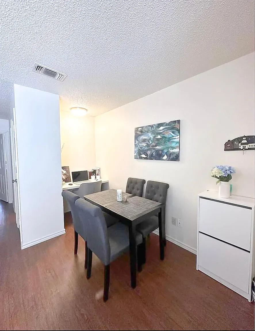 1 bed, 576 sqft, $950 — Photo 2