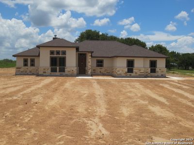 136 Sendera Xing, La Vernia, TX, 78121