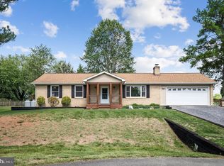 112 Carroll Dr, Stephens City, VA