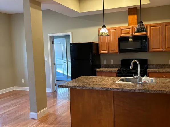 167 Saratoga Ave #1B, Mechanicville, NY 12118