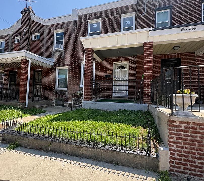 1st image of 138 Rosemar St