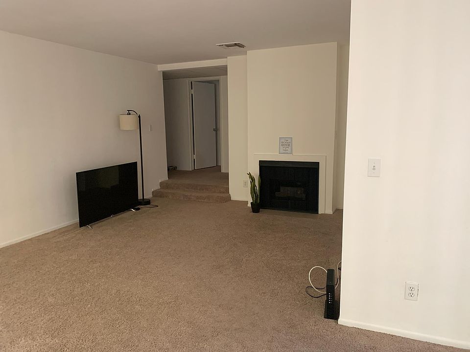 Living Room w/ fireplace.